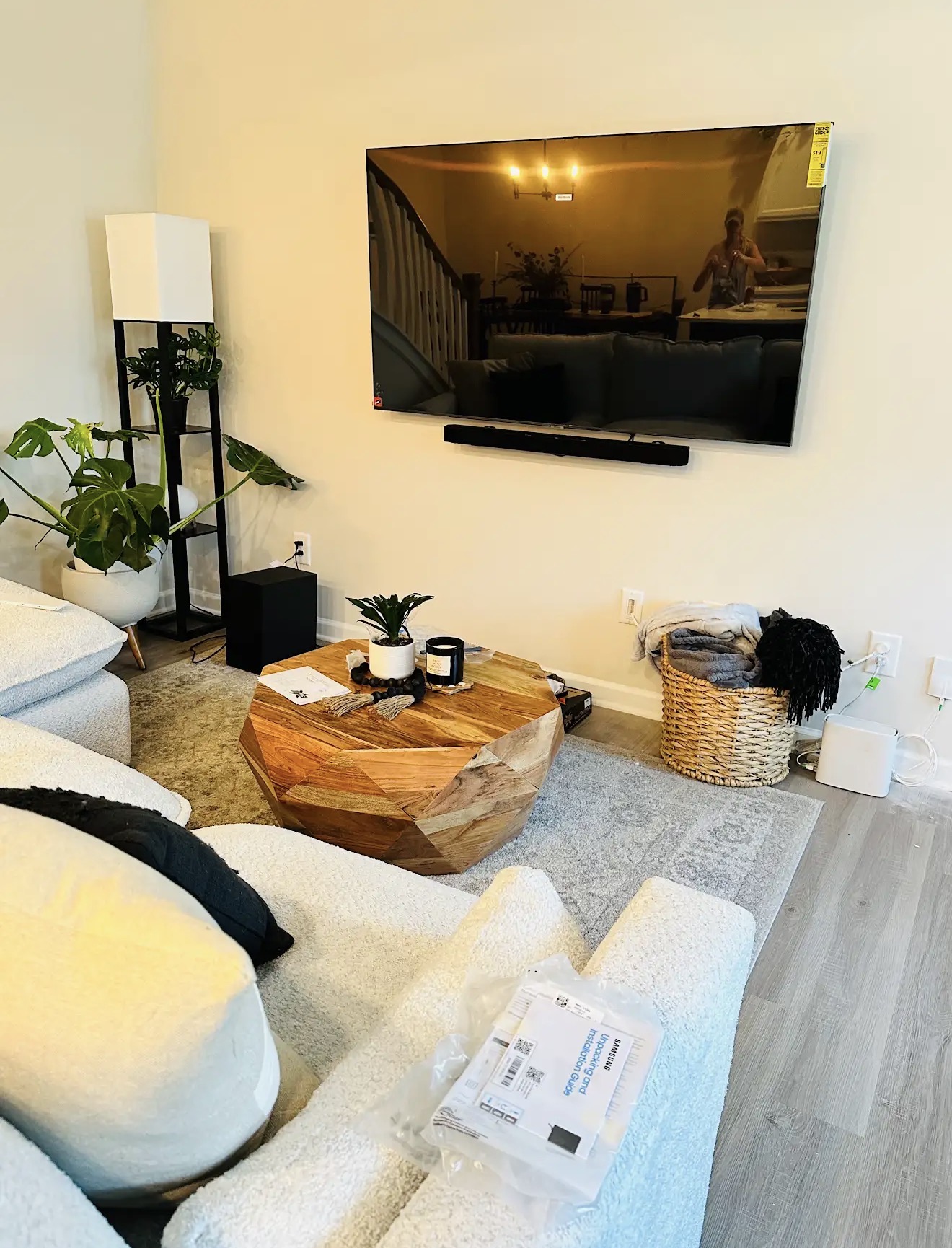 Professional TV mounting on drywall in Georgia living room