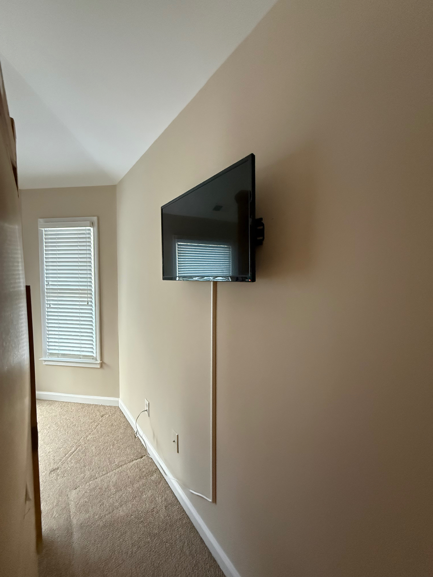 43-inch Fixed TV installation on Drywall in Buckhead, GA